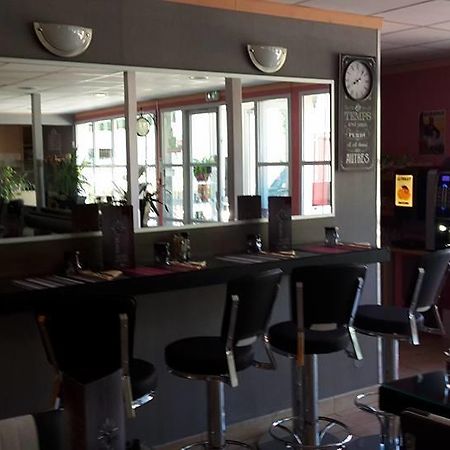 Fasthotel Grenoble Moirans-Voreppe Esterno foto